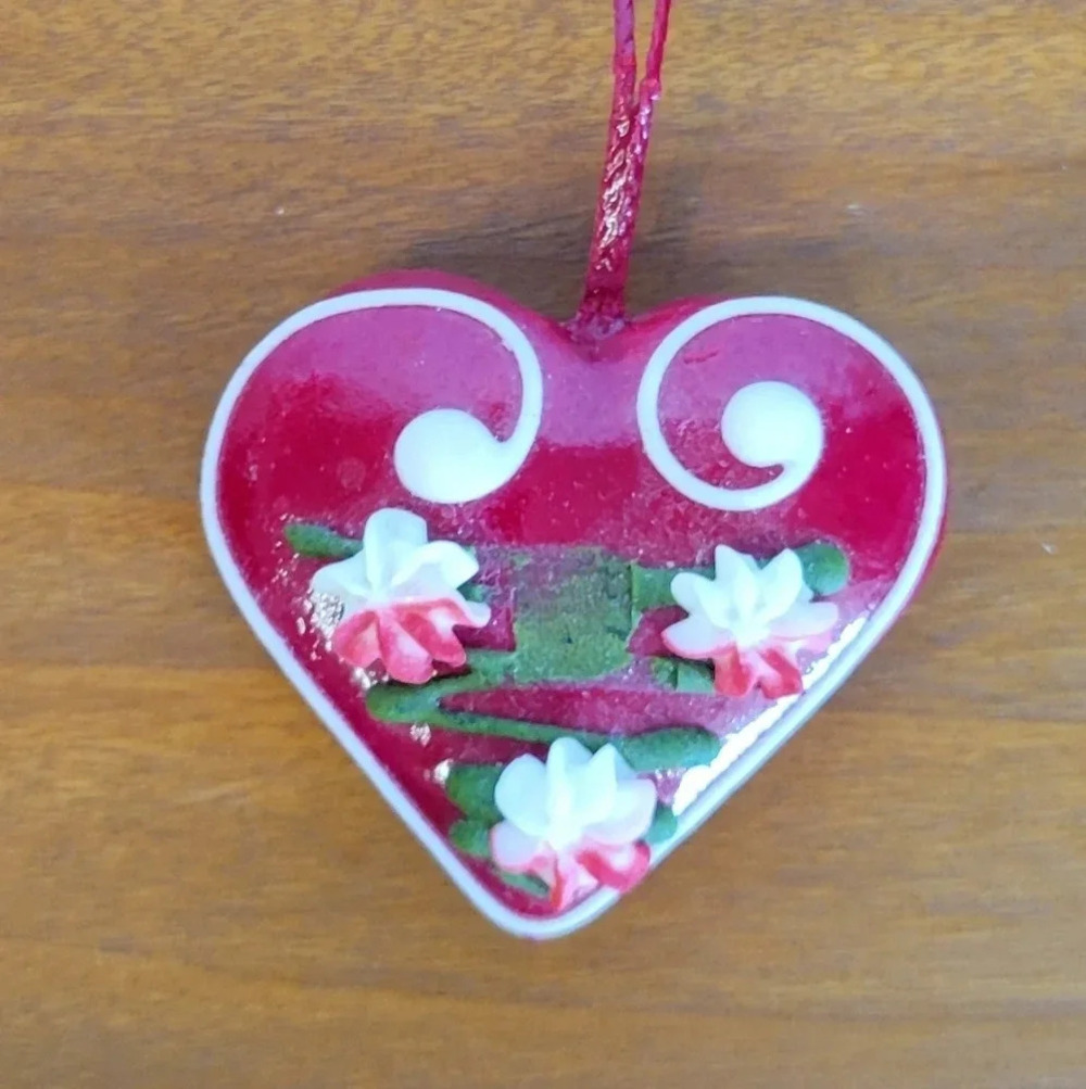 Vintage Wooden glazed painted red heart with flower decoration